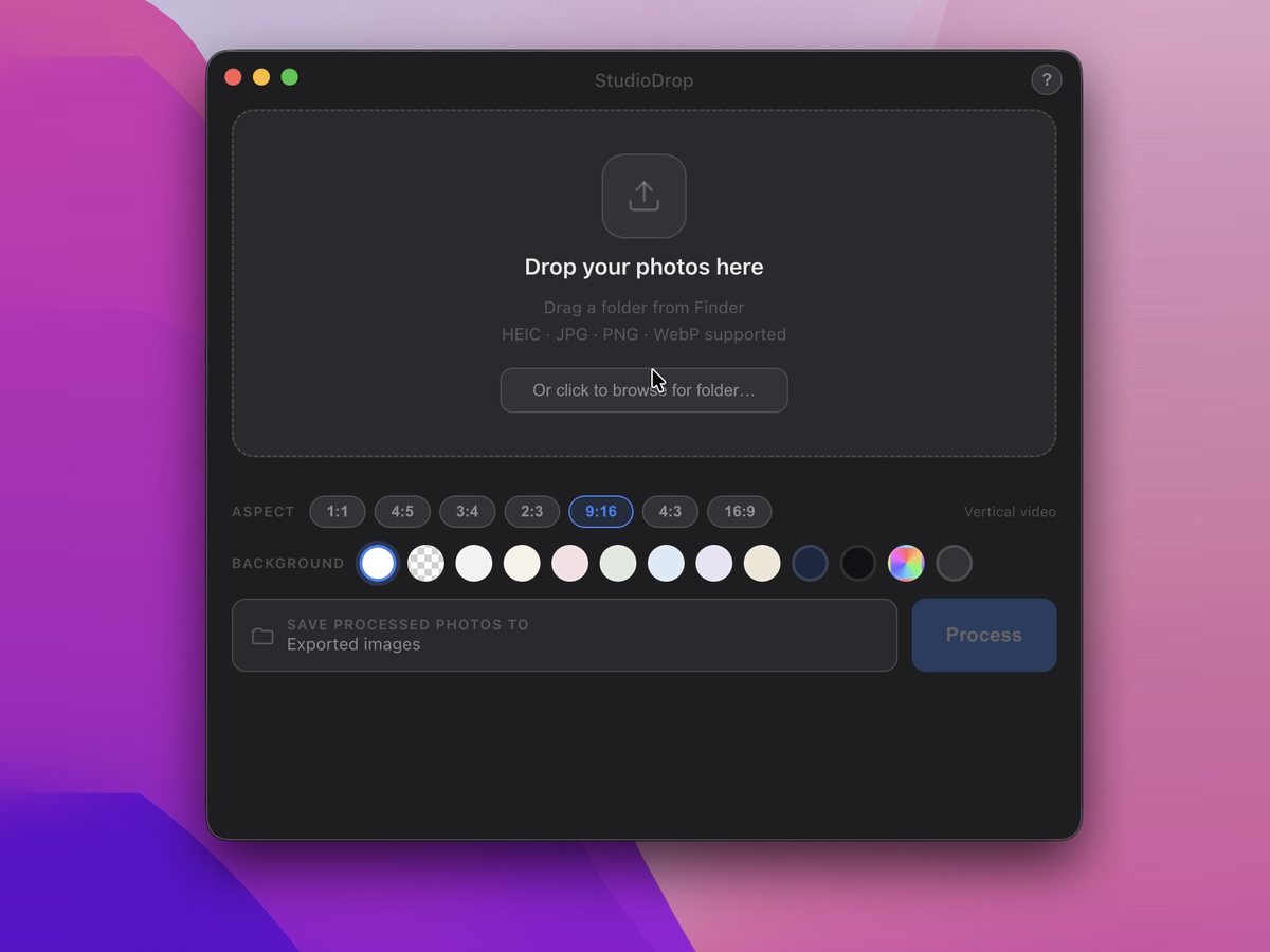 StudioDrop for Mac: the empty window, ready for a folder to be dragged in from Finder